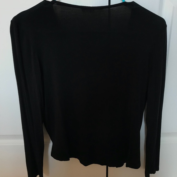 Black long sleeve - Picture 3 of 3